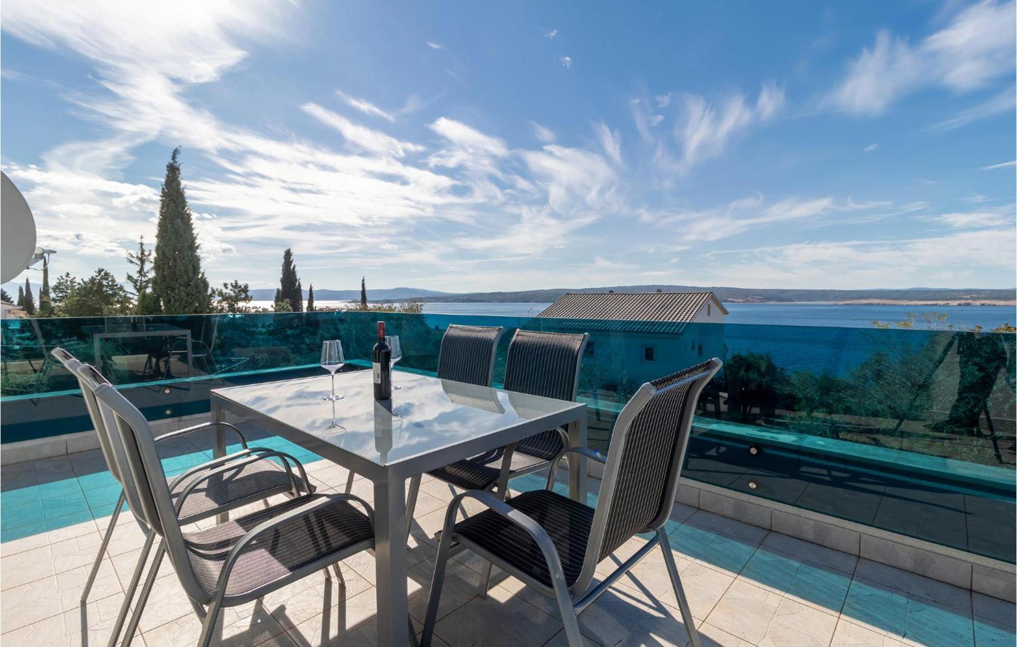 Stunning Apartment In Dramalj With House Sea View Luaran gambar